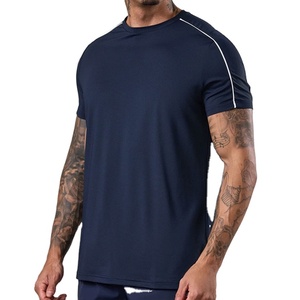 Vente en gros : T-shirt d'été à manches courtes, coupe classique, 100% Coton, 180 grammes, léger, uni, écologique et respirant - Product Image 1