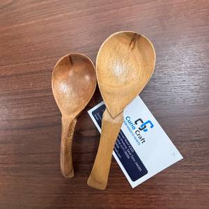 Cucharas de madera de acacia hechas a mano, utensilios rústicos naturales tallados, decoración para el hogar por Curio Craft - Product Image 4