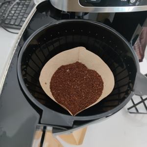 Premium Ecorev ECO-25 V-shape Disposable Coffee Filter Paper Made 100% Wood Pulp Eco-friendly <b>Microwave</b> Safe Designed for Smooth - Product Image 5