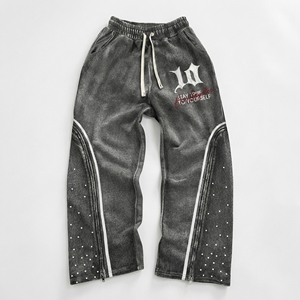 กางเกงวอร์มซิปประดับคริสตัลสีเทาแบบดิสเทรส |   กางเกงจ็อกเกอร์มีซิปด้านข้าง |   กางเกงแทร็คสตรีทแวร์ทรงเฮฟวี่เวท |   ผู้ผลิต OEM ตามสั่ง - Product Image 1
