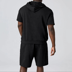 Conjunto deportivo negro con capucha para hombre, camiseta de manga corta y pantalones cortos, conjunto de dos piezas para verano, conjunto de sudadera con capucha negra de manga corta para hombre - Product Image 2