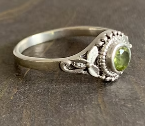 Dainty 2.2 Grams Peridot Gemstone <b>Ring</b> 925 Sterling <b>Silver</b> Vintage Style Bezel Setting for Women & <b>Men</b> Daily Wear - Product Image 5