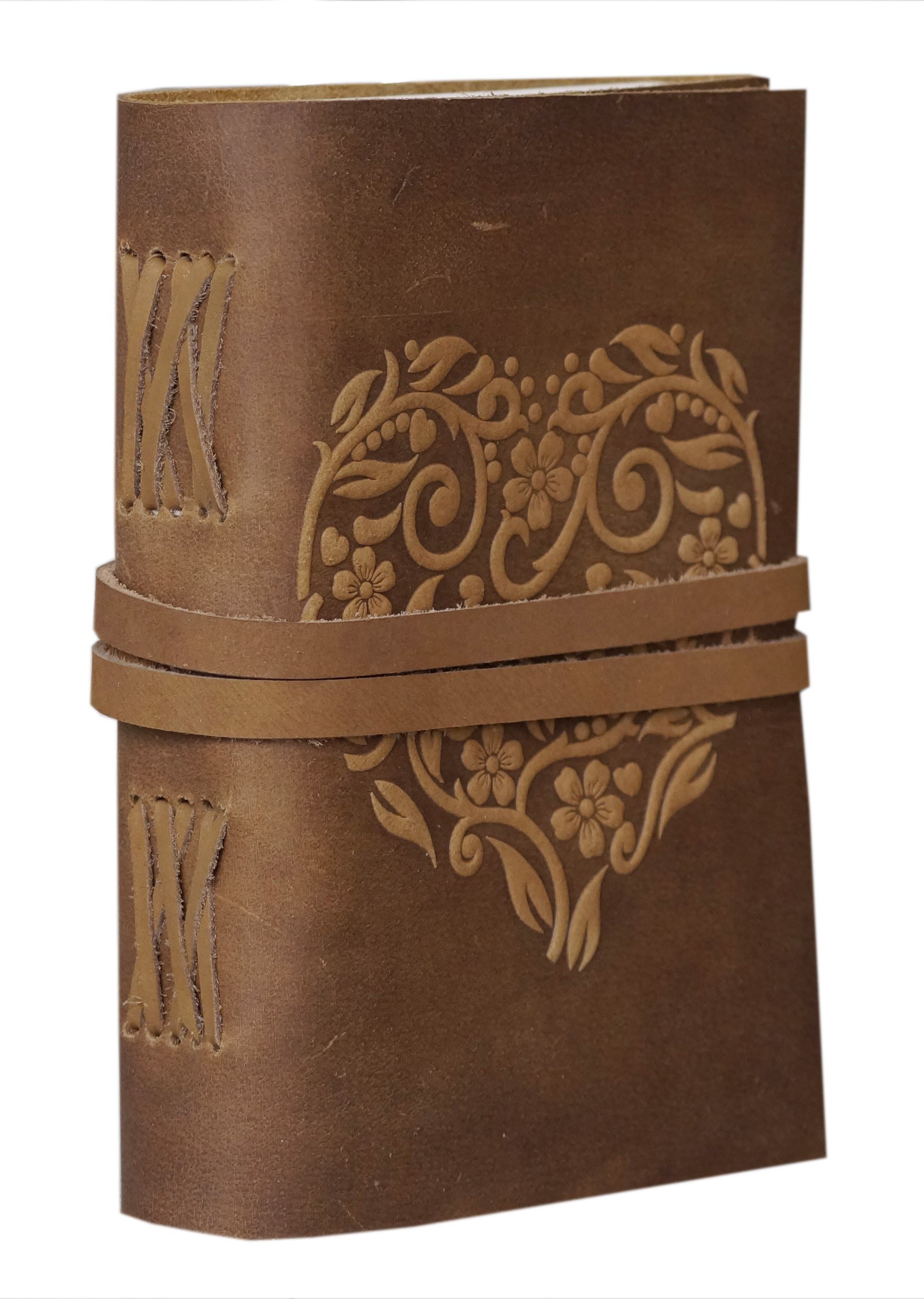 สีน้ำตาล