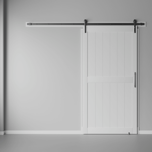 Puerta de Granero corrediza blanca de 6 pies con manija y kit de herrajes que incluye guía de piso - Product Image 3