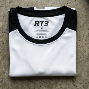 T-shirts de sport pour femmes Regal Three Mesh, manches courtes, séchage rapide, col rond, t-shirt léger en mesh pour femmes - Product Image 5