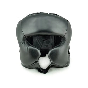 Protège-tête de boxe professionnel avec design respirant réglable, logo personnalisé, fermeture à double anneau pour hommes - Product Image 3