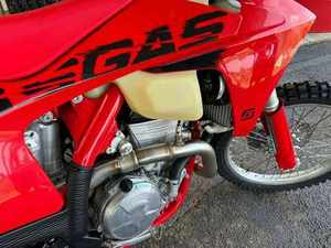 SUPER PROMOTIONS pour la moto tout-terrain double usage GAS GASS 250cc 2025 neuve avec une vitesse maximale de plus de 80 km/h, origine américaine - Product Image 2