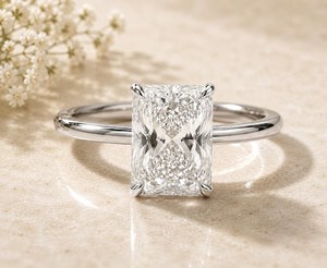 Anillo Vintage con Diamante Cultivado en Laboratorio, Corte Radiante, Chapado en Oro de 14K, Cadena de Oro Blanco, Joyería Ética y Sostenible para Novia, Regalo de Aniversario - Product Image 2