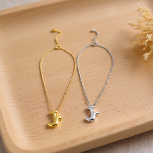 Collana con Ciondolo a J in Acciaio Inossidabile Placcato Oro, Catena a Serpente Minimalista Unisex per Uso Quotidiano, Gioielli Raffinati - Product Image 2