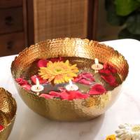 Bol décoratif en argent Urli avec motif floral, design rond artisanal pour la décoration de table, décoration de la maison, centre de table de mariage