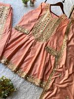 Kurti Chanderi Elegan dengan Hiasan Cermin, Dilengkapi Dhoti Tulip & Set Dupatta