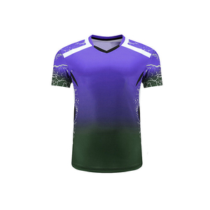 Vêtements de sport, vêtements de tennis, maillots et ensembles de shorts pour hommes et femmes, pour l'entraînement et la compétition. - Product Image 2