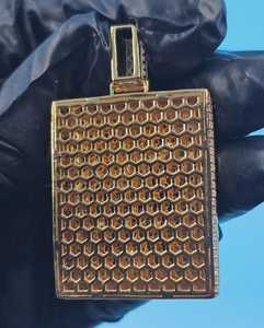 จี้เพชรโมอิสซาไนต์แบบ Iced Out VVS สองสี เงินแท้ 925 ชุบทอง 18k จี้ตัวอักษรแบบฮิปฮอปสั่งทำพิเศษ จี้โมอิสซาไนต์แบบอักษรย่อ - Product Image 4