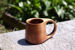 Mug à thé en bois nordique fait main avec poignée, tasse en bois naturel écologique pour usage domestique - Product Image 2