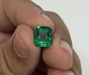 Emerald 4.30 Cts รูปทรงแปดเหลี่ยมจากแหล่งกำเนิดของแซมเบียที่มีความชัดเจน Lusture และสีโดย Sadiya International - Product Image 5