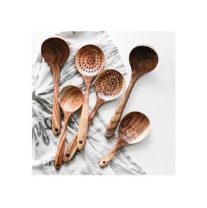 Cuchara de Madera Summit, Herramienta Versátil para Preparación de Alimentos, Diseñada para un Uso Sencillo en una Variedad de Tareas Domésticas - Product Image 5
