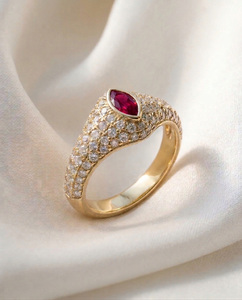 Bague de cocktail en or 14 carats avec rubis naturel taille marquise et diamants naturels ronds pour les occasions festives, bijoux fins - Product Image 1