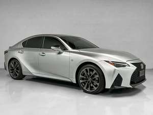 Obtenez la berline sport de luxe IS 350 F-Sport AWD Edition 2021 - Product Image 1