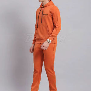 Chándal de Diseño Moderno y Corte Ajustado, Chándal de Moda de Alta Calidad, Chándal Personalizado en Diferentes Colores al Mejor Precio - Product Image 2