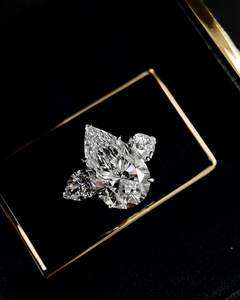 Anillo de Compromiso Clásico con Diamante Grande de 6.0 Quilates, Corte Pera, Diamante Cultivado en Laboratorio, Anillo de Propuesta con Diamante CVD/HTHP Grande para Ella - Product Image 2