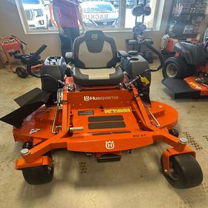 Cortacésped Husqvarna MZ61, Compre Ahora, Máquina Avanzada para el Cuidado del Césped con Sistema de Cuchillas de Corte Resistentes y Control de Dirección Suave - Product Image 6