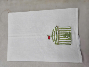 Serviette en microfibre brodée florale Design simple mais beau acceptant les commandes en gros - Product Image 6