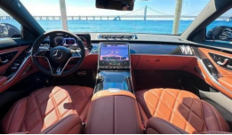 เมย์บัค รถซีดานหรูระดับสูง – รถยนต์ผู้บริหารระดับพรีเมียมเครื่องยนต์ V12 พร้อมระบบความปลอดภัยที่เหนือกว่าและความสะดวกสบายที่เหนือชั้น - Product Image 2