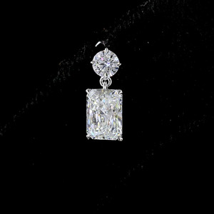 Pendientes de Diamantes Cultivados en Laboratorio con Corte Radiante, Certificados por IGI, de Lujo, en Oro de 10K/14K/18K y Plata 925/935 para Fiestas y Bodas - Product Image 3
