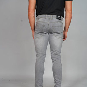 Jeans de Mezclilla Gris para Hombre, Corte Slim Fit, con Logotipo Personalizado, Lavado a la Arena, Estilo Casual, Cintura Media, Tejido de Fibra - Product Image 1
