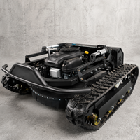 Tondeuse à pente télécommandée 900 mm avec moteur à essence et capacité de montée de 70 degrés pour pentes raides et terrains accidentés