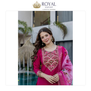 Colección de Diseñador de Calidad Excepcional: Conjunto de 3 Piezas de Kurti, Pantalón y Dupatta con Bordado Tradicional Chanderi - Product Image 6