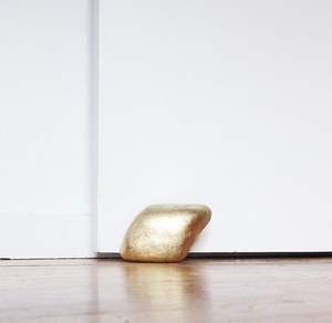 Butée de porte en laiton de qualité supérieure pour la protection des portes en bois – Quincaillerie architecturale en laiton robuste - Product Image 4