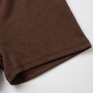 Conjunto Deportivo de 2 Piezas para Mujer, Top Corto Acanalado Marrón Sólido y Pantalones Cortos por Encima de la Rodilla, Cuello Redondo, Sin Mangas, Transpirable, Tejido - Product Image 6