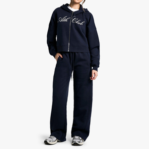 ชุดเซ็ตแทรคสูทผู้หญิงแบบมีฮู้ดสำหรับฤดูหนาว ผ้าสีพื้น เสื้อครอปคอสูงและกางเกงจ็อกเกอร์ 2 ชิ้น กระเป๋าเข้าชุด ชุดลำลอง - Product Image 1