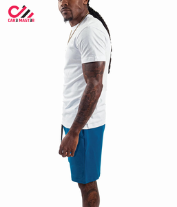 ชุดเซ็ตฮู้ดดี้โอเวอร์ไซส์ทรงหลวมสำหรับผู้ชาย พร้อมกางเกงขาสั้นเข้าชุด ผ้าฝ้ายคุณภาพสูง - Product Image 4