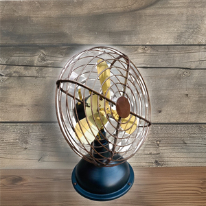 Ventilateur de table vintage décoratif en laiton nautique à 3 pales, accessoire de collection fonctionnel pour l'intérieur Art Déco - Product Image 2