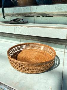 Cesta de Mimbre Tejida, Color Natural, Hecha a Mano, Decorativa, Apta para Alimentos, Bandeja de Almacenamiento Multifuncional para Armario, la Más Vendida en Indonesia - Product Image 3