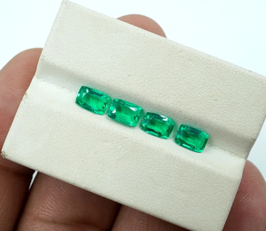 Esmeralda Colombiana Cultivada en Laboratorio, 2.25 Quilates, Corte Cojín, Marca HAYAAT GEMS para Joyería, 6x4mm - Product Image 1
