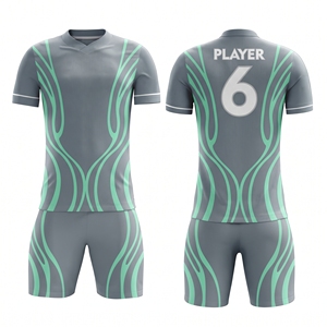 Tenue de football d'hiver personnalisée pour équipe, avec logo frontal sublimé, respirante et écologique, pour l'industrie du sport. - Product Image 1