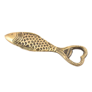 Abridor de Botellas de Latón con Forma de Pez, Abridor de Tapas de Latón Dorado Antiguo, Herramienta de Bar Decorativa Hecha a Mano, Accesorio de Cocina Náutico Vintage - Product Image 1