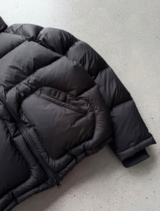 Veste matelassée noire à carreaux Ripstop de haute qualité pour hommes, manteau d'hiver à capuche épais, double fermeture éclair, vente en gros, fabricant OEM - Product Image 2