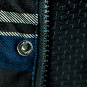 Chemises en flanelle personnalisées pour hommes, en lin/coton, à carreaux teints, à manches longues, décontractées, avec ourlet incurvé et poche plaquée – Vente en gros - Product Image 6