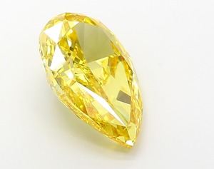 Diamante Suelto de Color Amarillo Intenso de 10.86 Quilates, Forma de Pera Modificada, Claridad VS1, Pulido Excelente, Gema Cultivada en Laboratorio CVD - Product Image 3