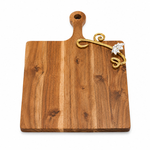 Planche à fromage classique en bois avec accent floral en métal doré, plateau de service en bois personnalisé pour charcuterie avec poignée pour la maison, vente en gros - Product Image 1