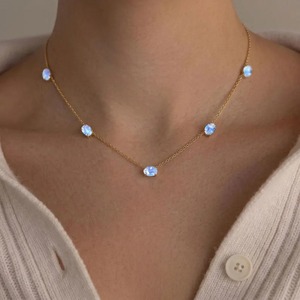 Collar de piedra lunar natural en oro, collar ovalado de piedra lunar, cadena delicada de piedra lunar para mujer - Product Image 2