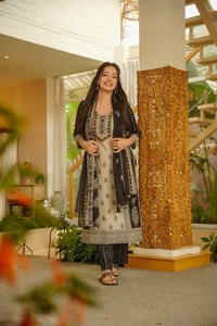 Traditional Indian <b>Pakistani</b> Women's <b>Black</b> Beige Embroidered Ankle-Length Cotton <b>Dress</b> Set Casual Wear All Seasons - Product Image 3