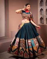 Ensemble Lehenga Choli Dupatta en coton mousseline traditionnel, imprimé numérique, travail de miroir, dentelle véritable, tenue de fête Diwali pour femmes, robe de mariage