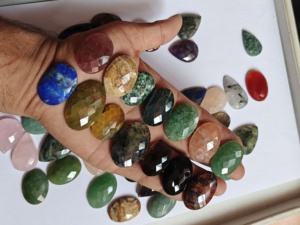 พลอยสีเหลืองธรรมชาติทรงรีแบบคาโบชอง หินหลวมขัดเงาสำหรับทำเครื่องประดับ - Product Image 6