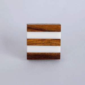 Perillas de Resina y Madera Hechas a Mano en Diseños Surtidos para Organizadores de Muebles y Armarios - Product Image 3