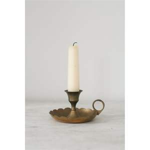 Candelabro de Metal Minimalista Nórdico con Acabado de Latón Hecho a Mano, Elegante Portavelas para Altar de Iglesia, Bandeja Votiva - Product Image 6